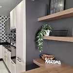 Apartamento Sunshore N5 - Sea Views, Cozy Balcony, Steps From The Promenade *