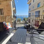 Sunshore N5 - Sea Views, Cozy Balcony, Steps From The Promenade Apartment