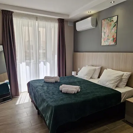 Sunshore N5 - Sea Views, Cozy Balcony, Steps From The Promenade Lejlighed *