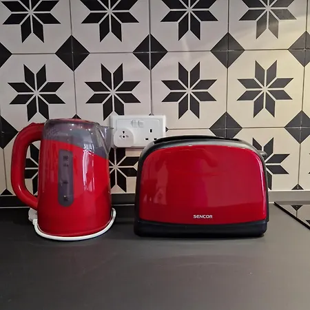 Sunshore N5 - Sea Views, Cozy Balcony, Steps From The Promenade * Sliema