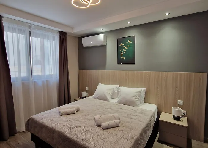 Sunshore N5 - Sea Views, Cozy Balcony, Steps From The Promenade 公寓 *